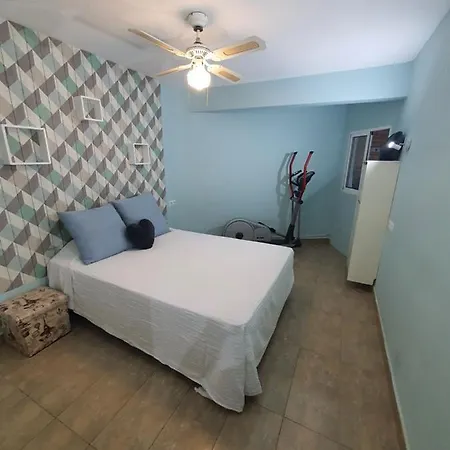 Apartamento Delfín, 40 Metros De La Playa Apartamento *